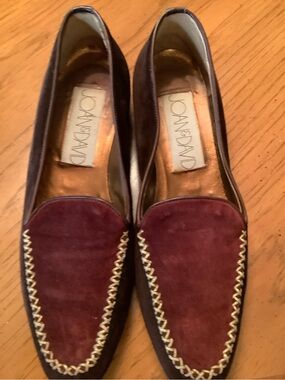 Joan & David Burgundy and Brown Suede Loafers with Gold Stitch Trim sz 9